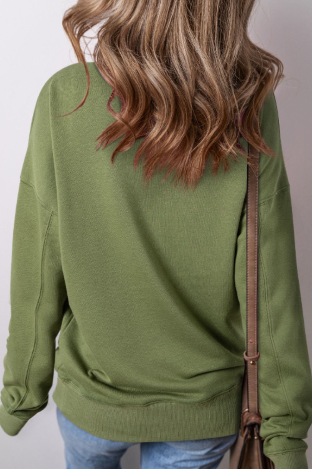 EssenceWear Sweatshirt - The Olive Wardrobe